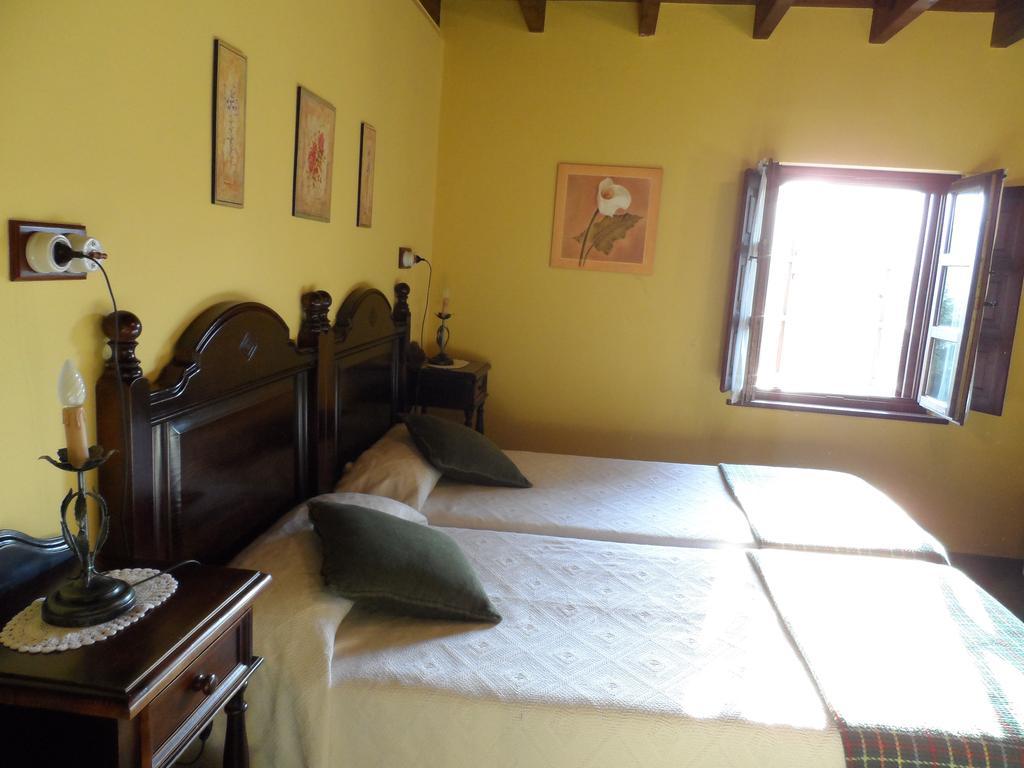 Casa El Campu Guest House Инфиесто Стая снимка