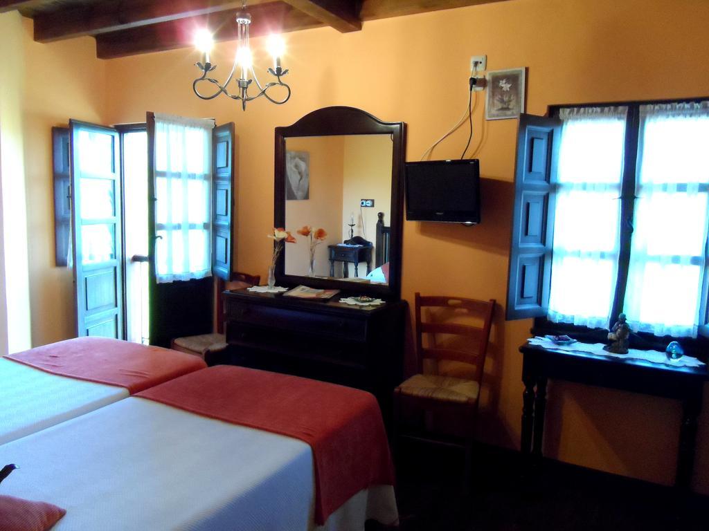 Casa El Campu Guest House Инфиесто Стая снимка