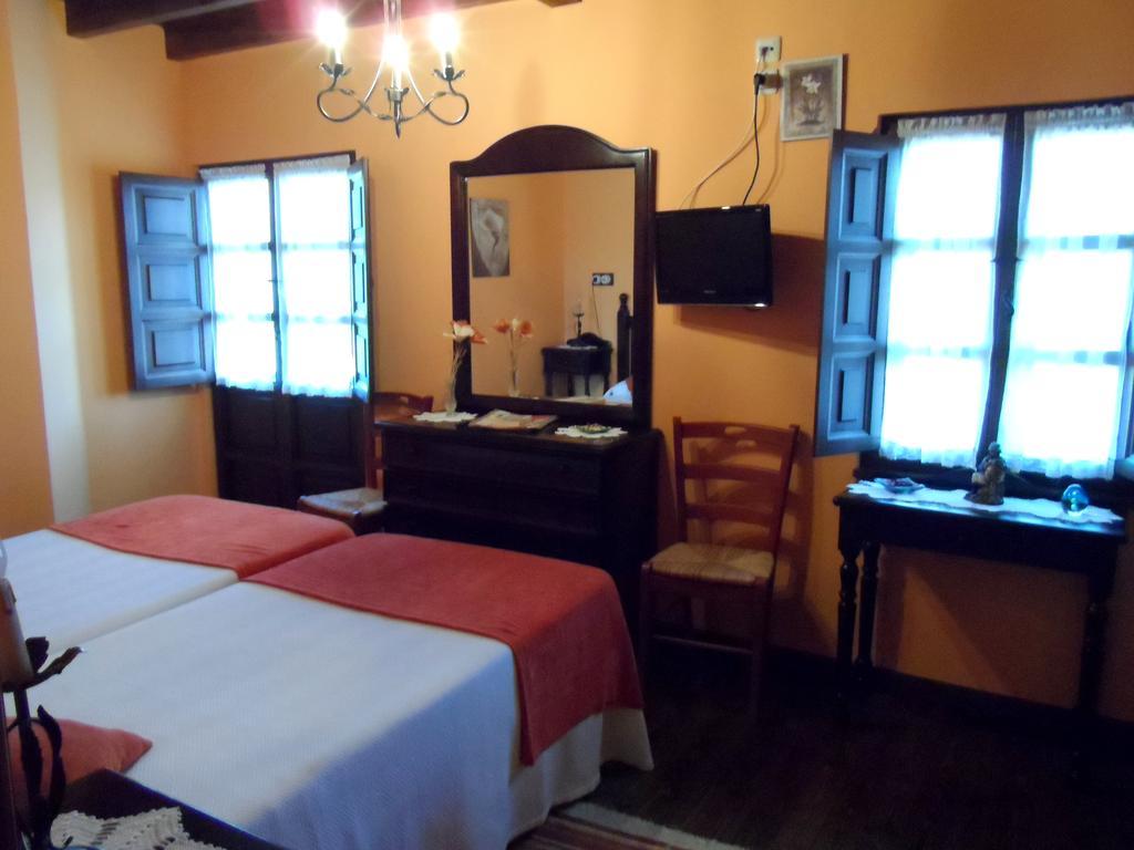 Casa El Campu Guest House Инфиесто Стая снимка