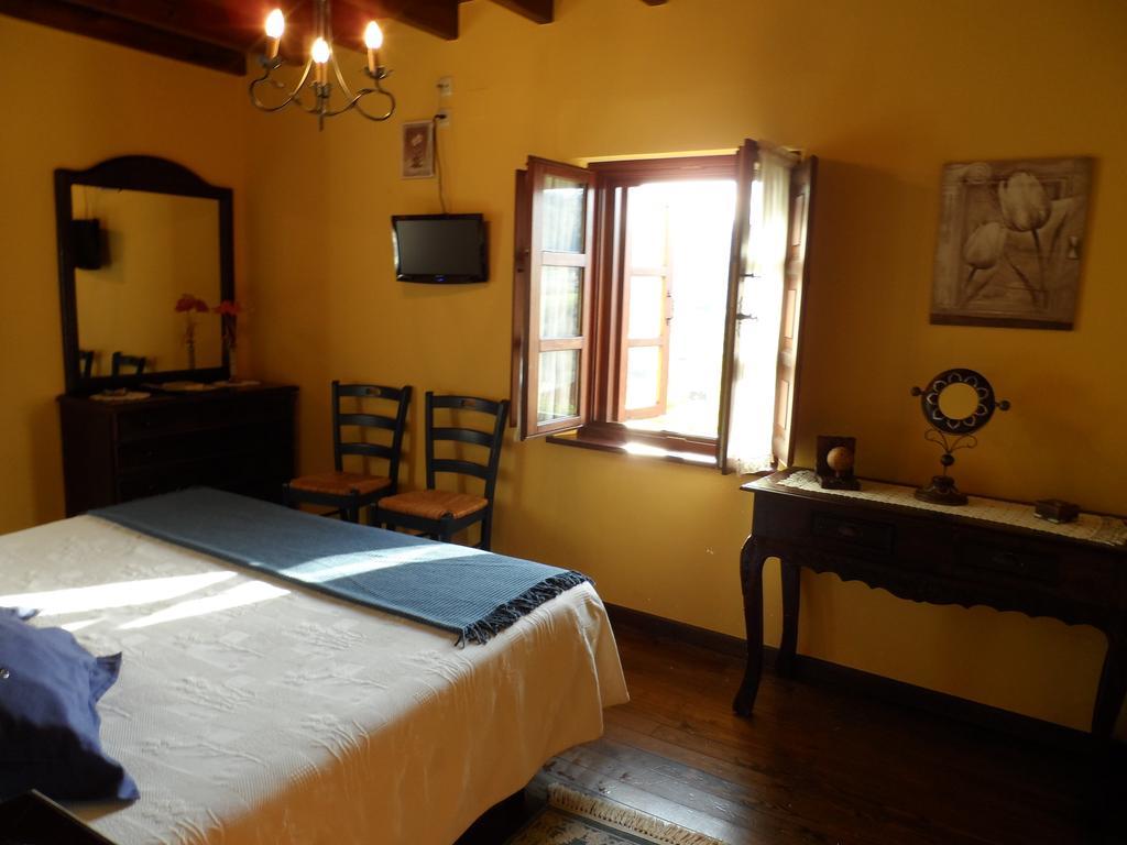 Casa El Campu Guest House Инфиесто Стая снимка